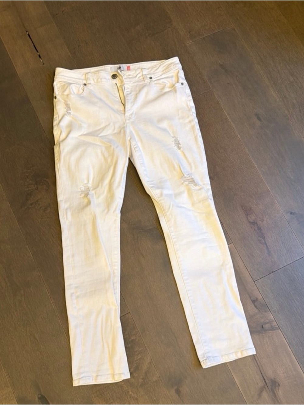 CAbi White Distressed Skinny Jeans